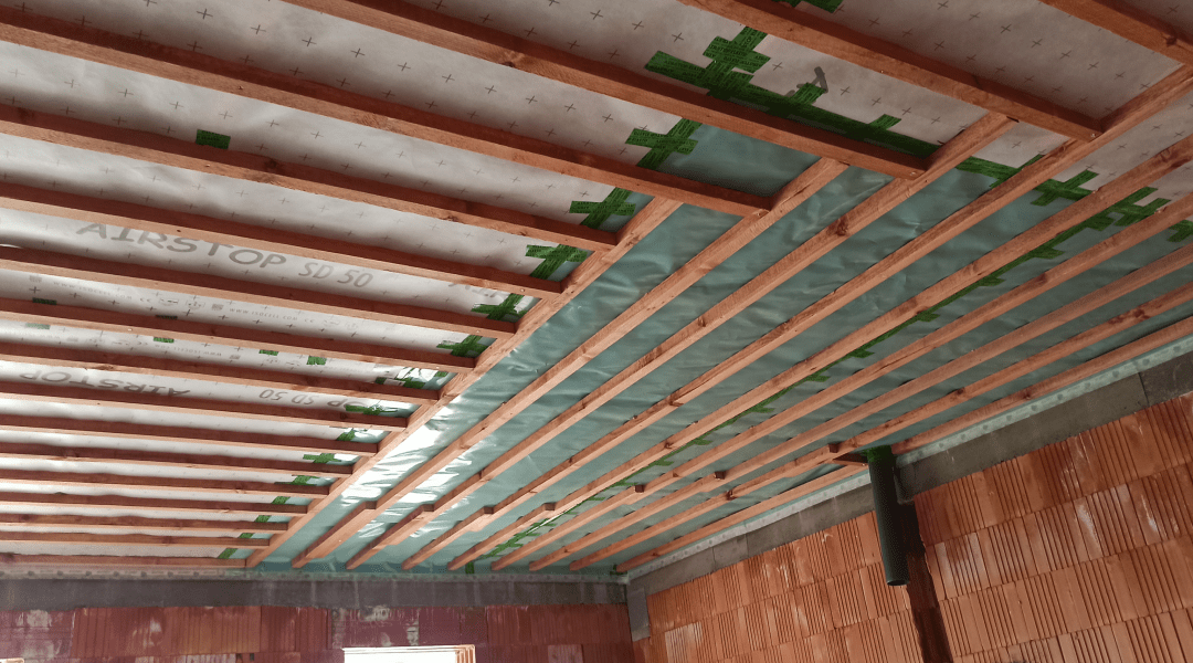 Zateplenie strechy bungalovu v obci Ordzovany